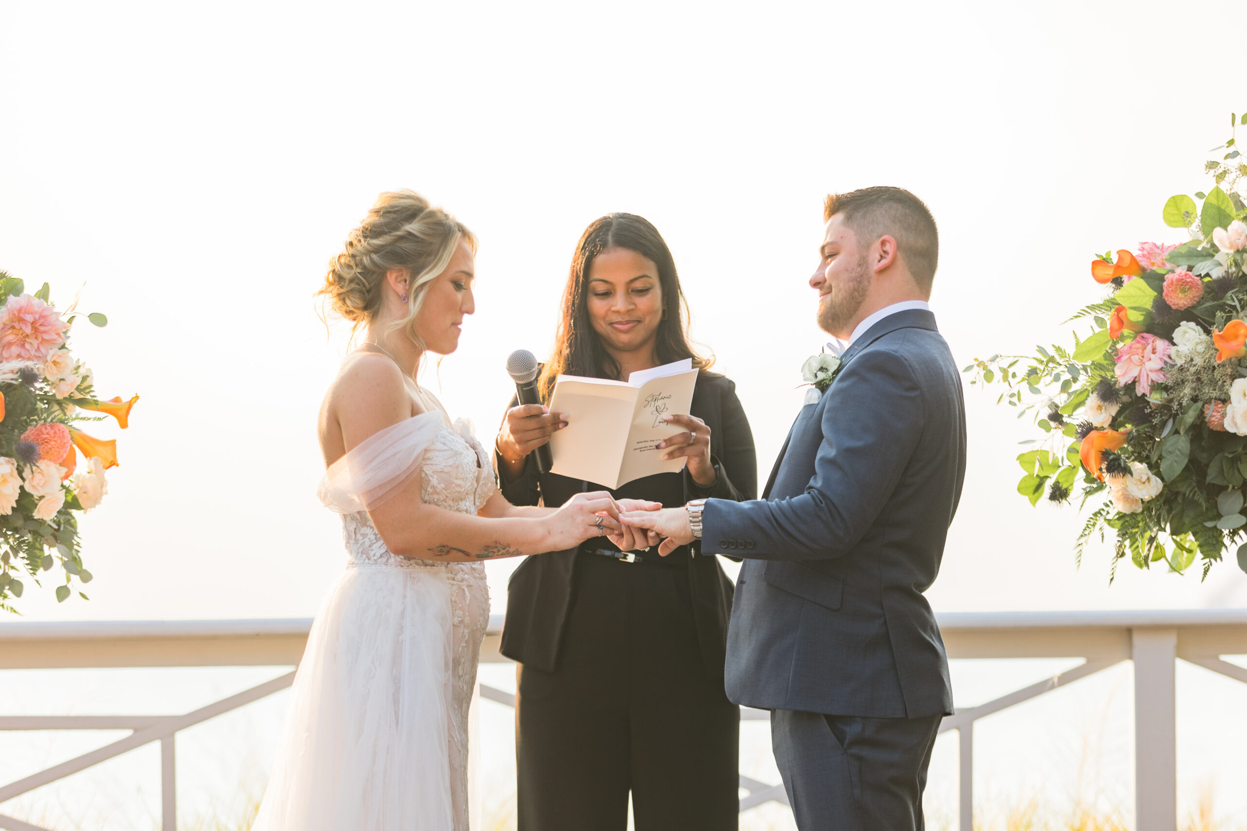 REv. TJ officiating at the Chesapeake Bay Beach Club